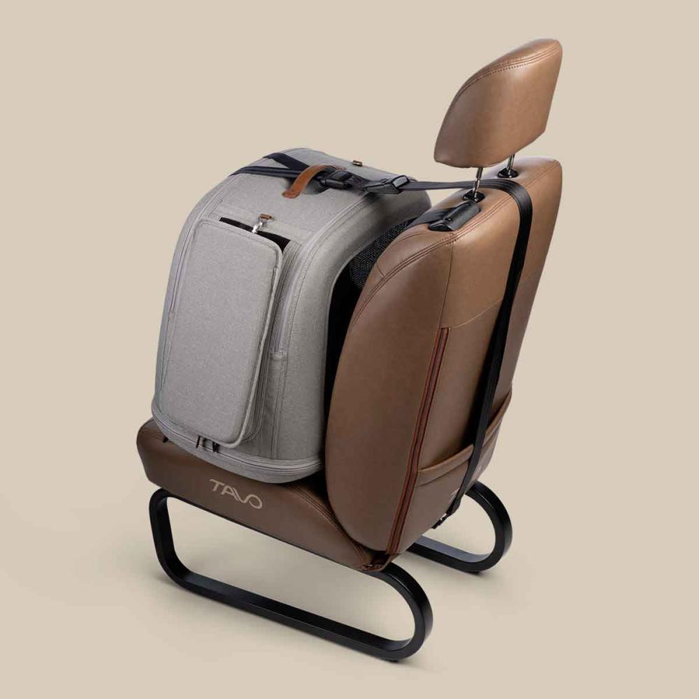 The Side Impact Protection (SIP) guard on the Crispin pet car seat in Merle fashion