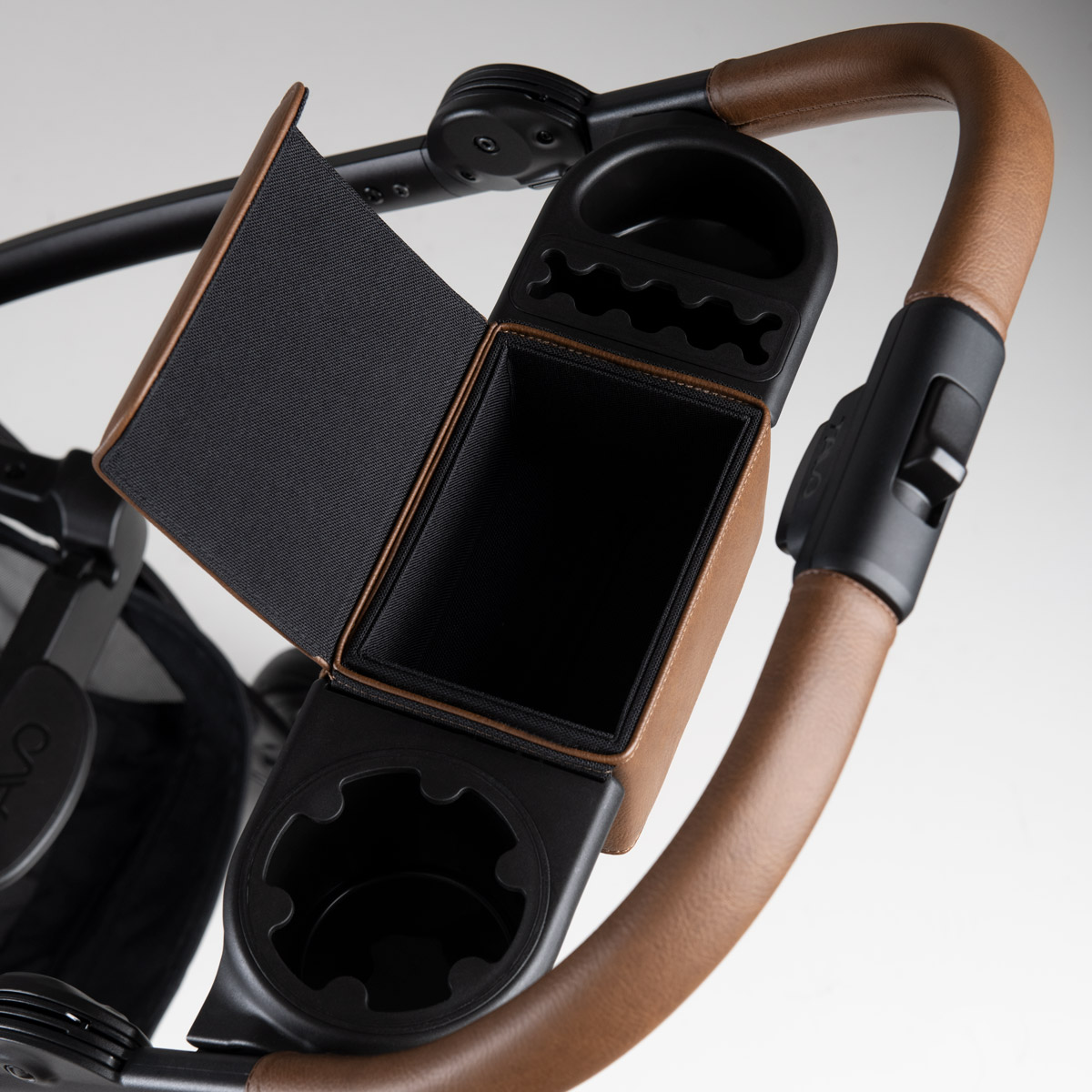 Tavo Roscoe | Luxury Dog Stroller Frame